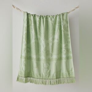 NWT Spell Seashell 🐚 Towel